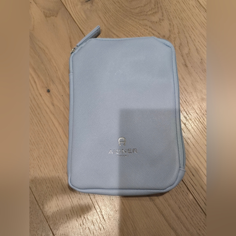 New Aigner Amenity Kit